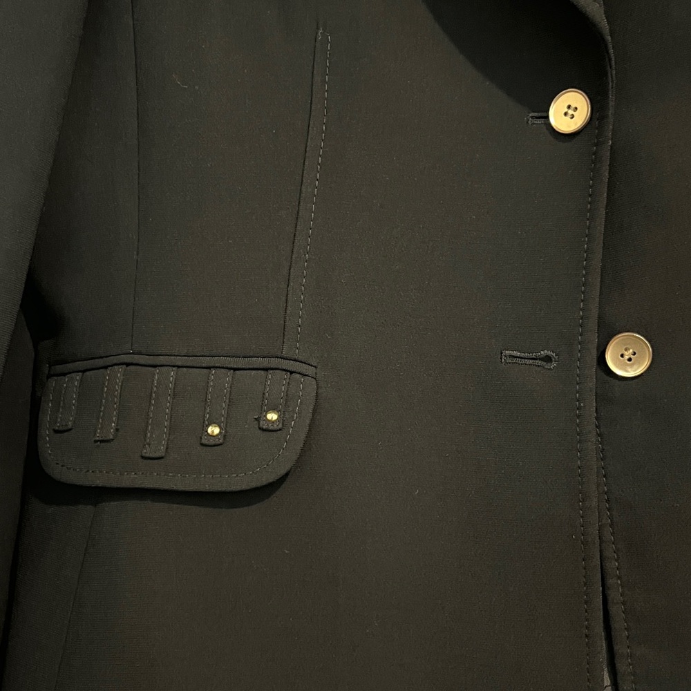 Tahari Black and Gold Blazer with Notched Lapel - Picture 7 of 10